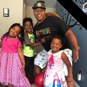 Meet your Posher, Whitni